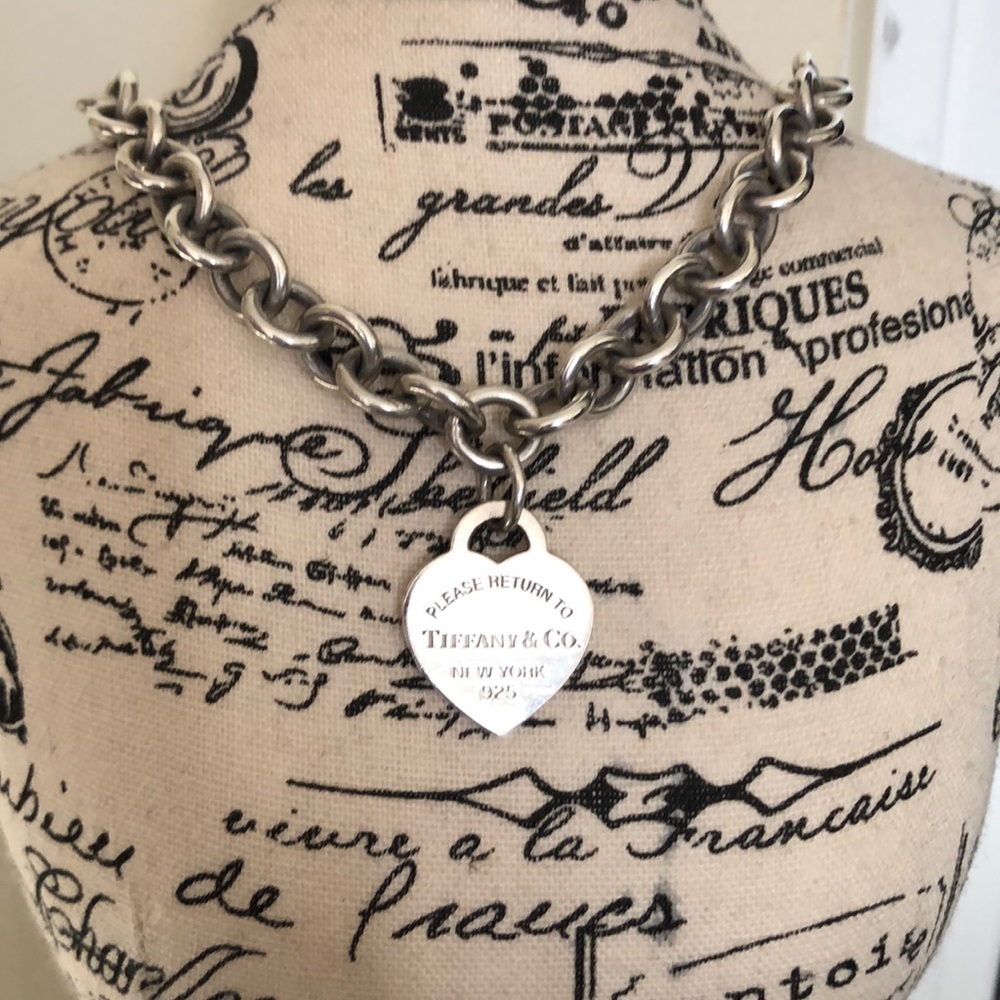 💯 Authentic Tiffany’s heart tag 16” necklace